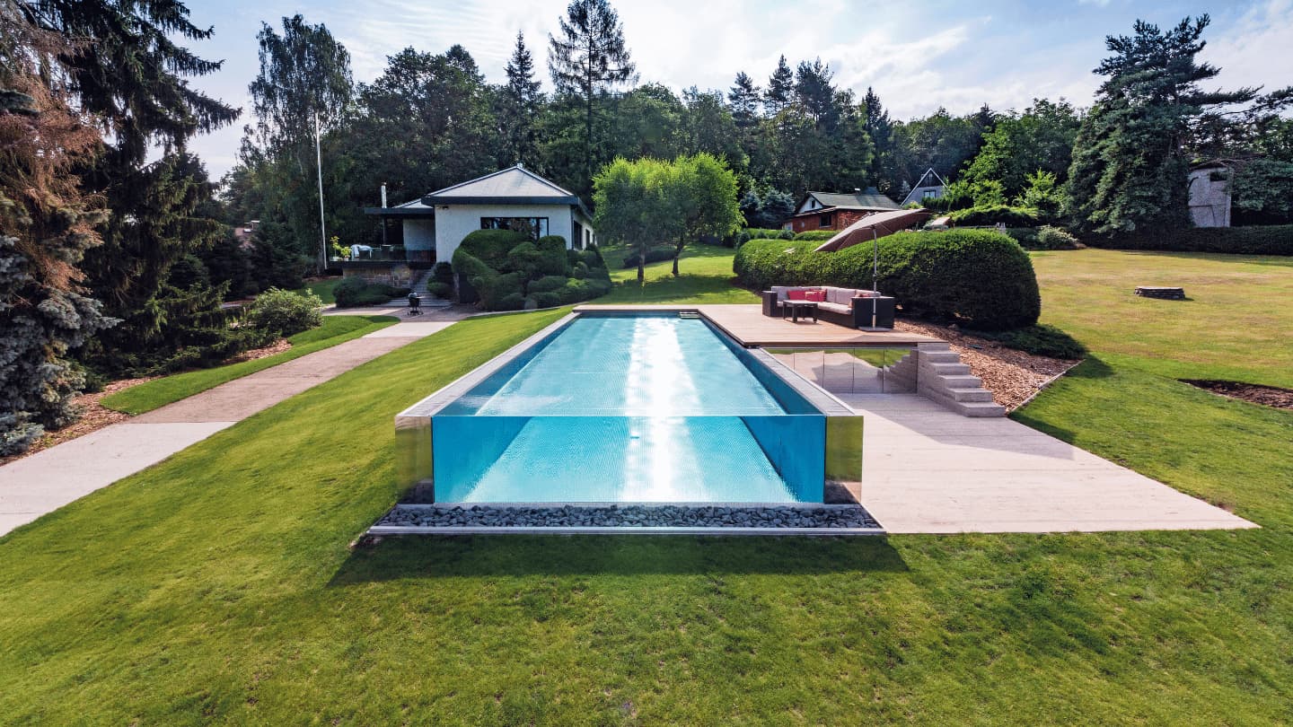 Glass stainless-steel pool in the Central Bohemia region!