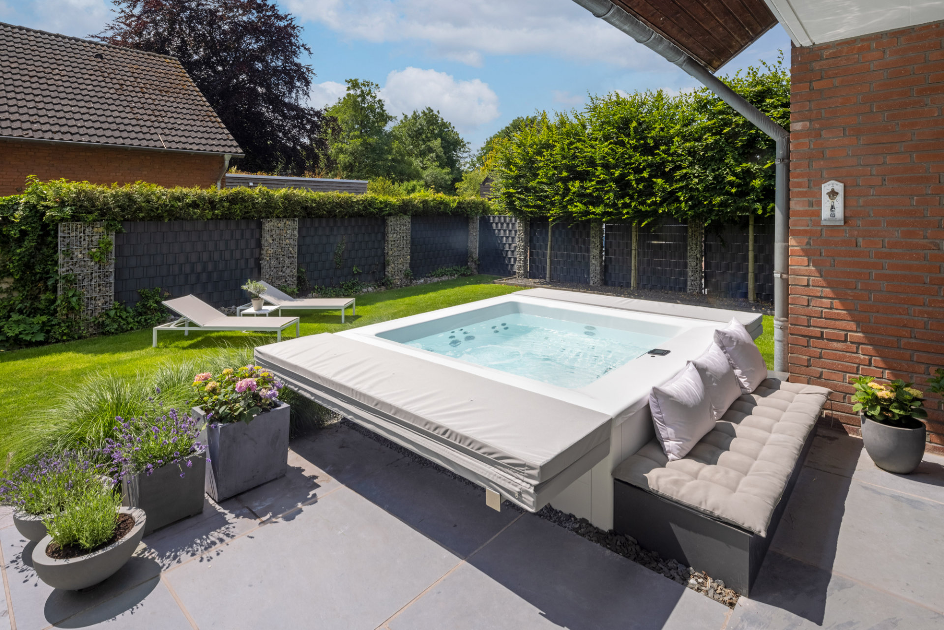 Skimmer hot tub RivieraPool ≈ Aquamarine Spa