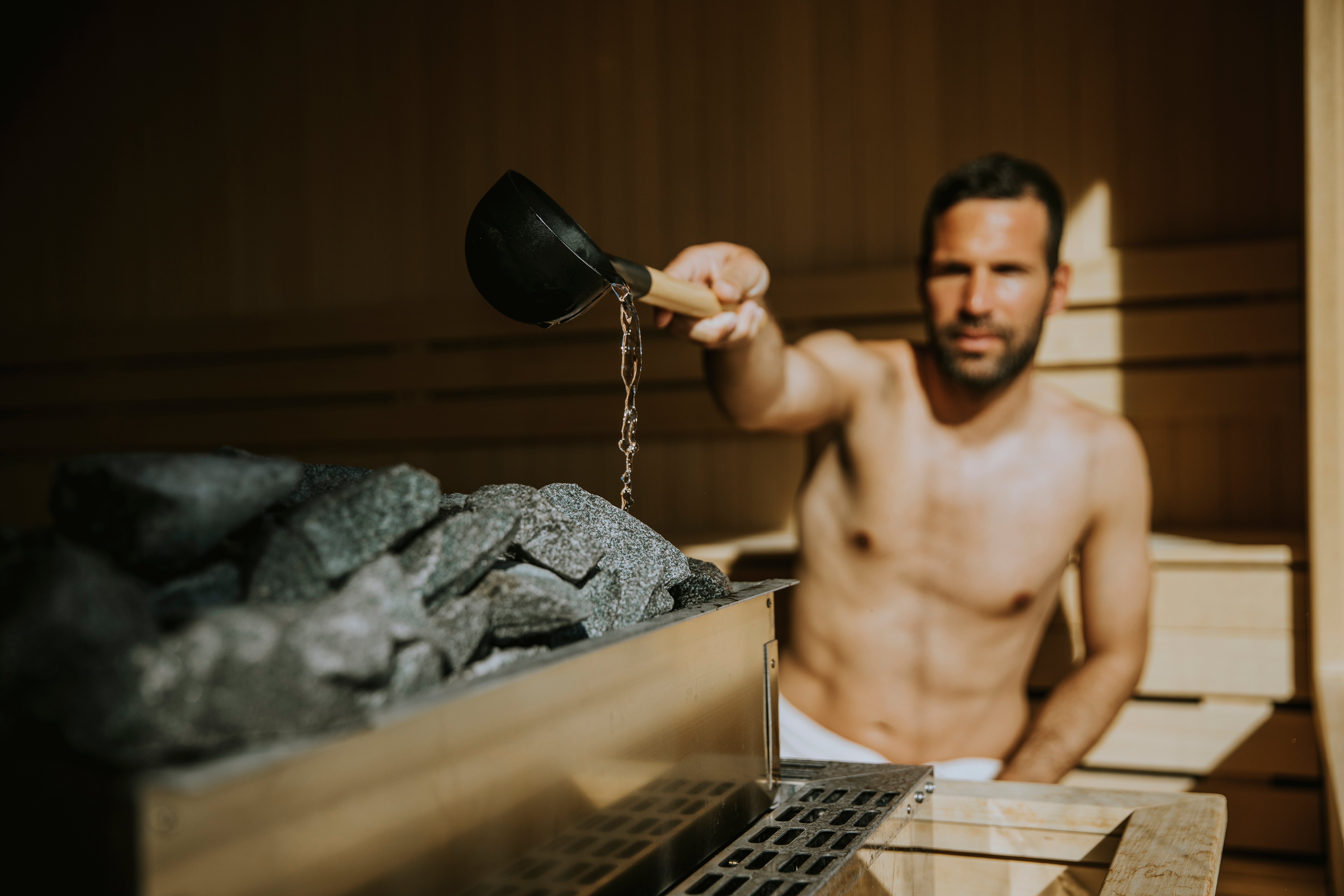 Aquamarine | How to take a sauna properly and healthily?