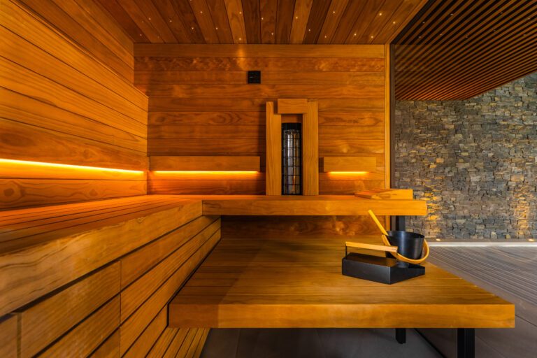 Aquamarine | Sauna TAO TRUST a ochladzovací bazén s mobilným krytom