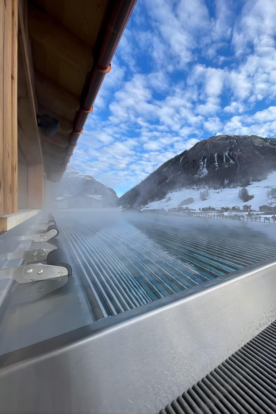 stainless steel pool im livigno resort