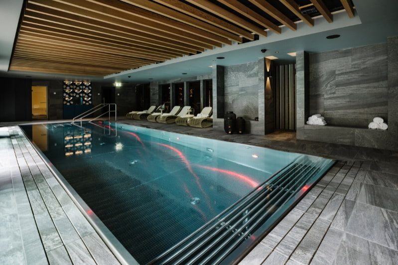 swimming pool bergwelt grindewald2